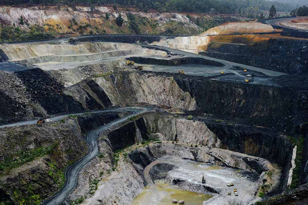 15Feb_BUS_miningcanada_EURAM_G859534532_properties.jpg