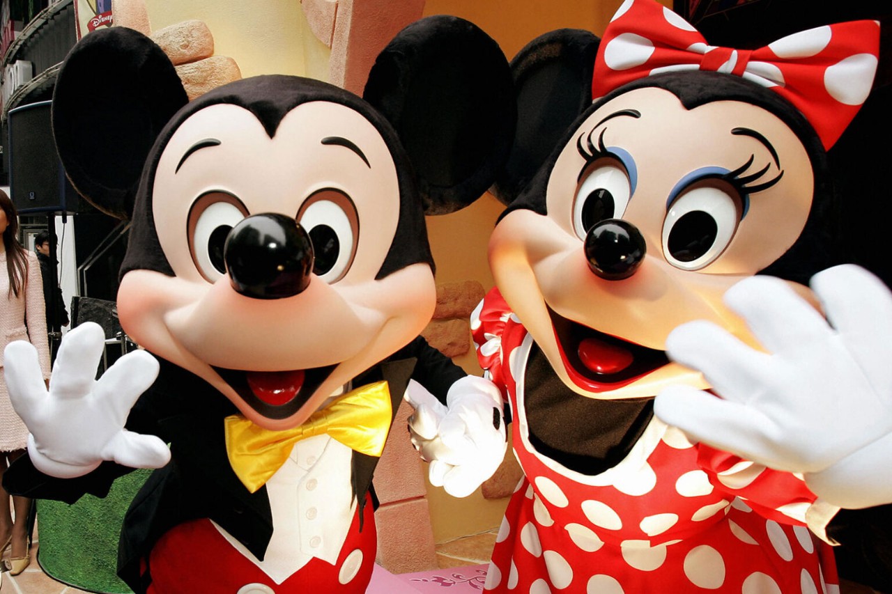 16Feb_BUS_Disney_ME_properties.jpg